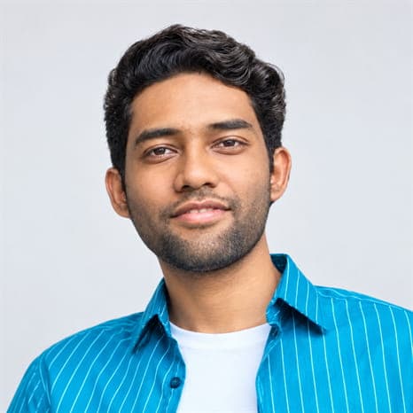 Dhiraj Bodade, Co-founder of Bookstaken